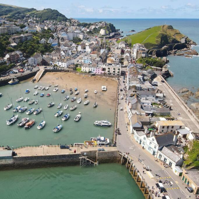 Sound Of The Sea - Ilfracombe Apartment Bagian luar foto