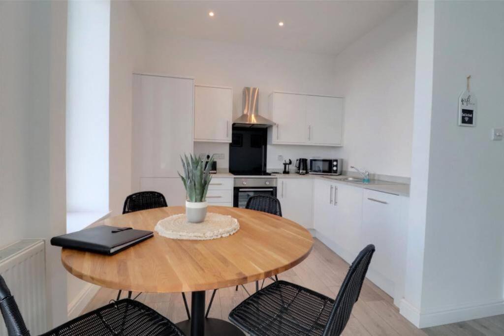 Sound Of The Sea - Ilfracombe Apartment Bagian luar foto